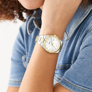 Angle shot of Fossil ES5259 Watch on white background